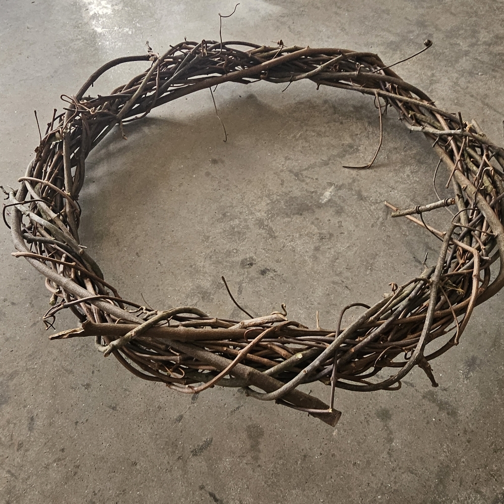 VINE WREATH